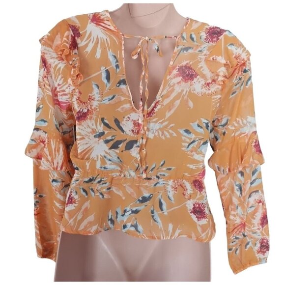 Elegant XL Floral V-Neck Top with Ruffle Trim and Elastic Waist - Picture 5 of 8